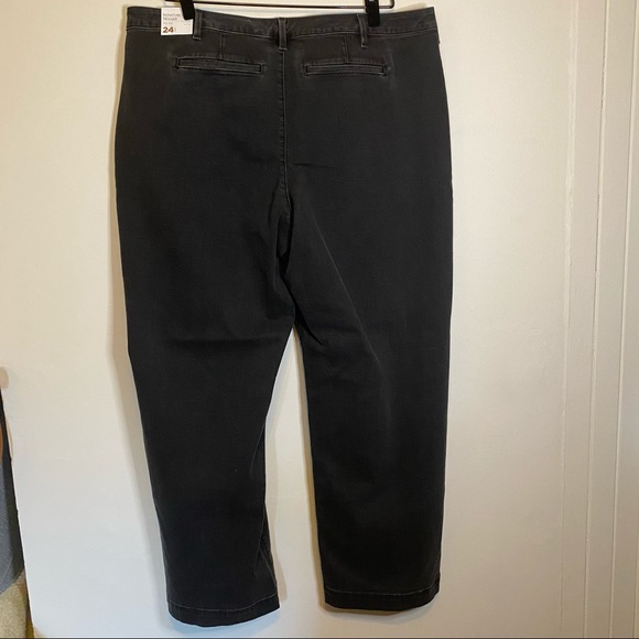 ✨lane bryant signature fit high-rise trouser jean✨ - Picture 4 of 8